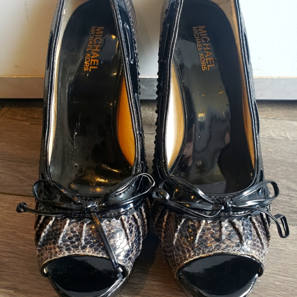 Black/Snakeskin Heels